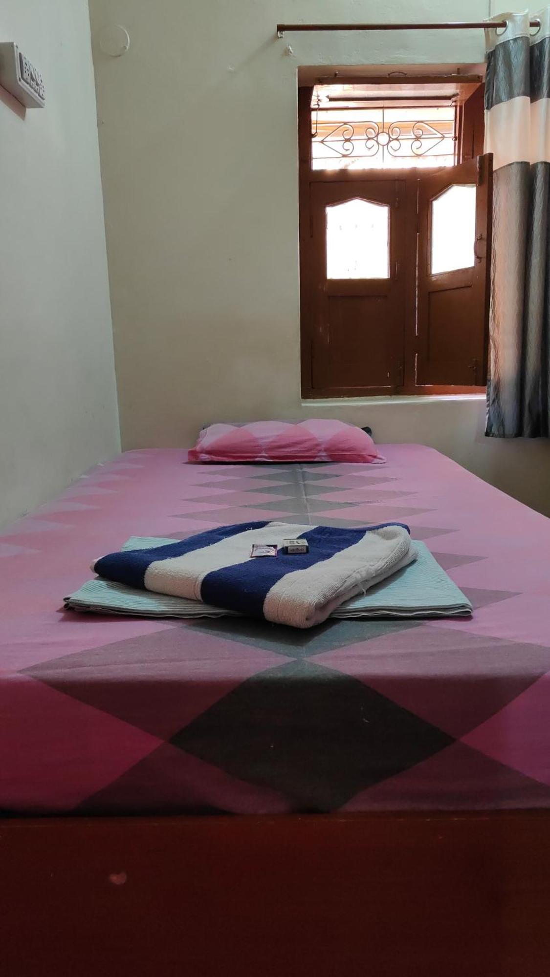 Rocky Guesthouse Hampi Εξωτερικό φωτογραφία